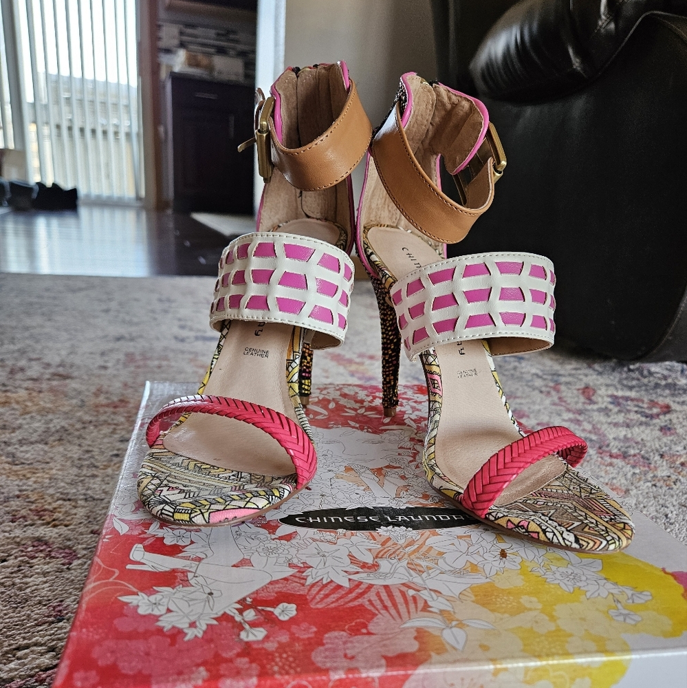Chinese Laundry Lila Weave sandals